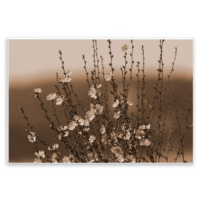 «Tiny Blooming Flowers», art mural sur bois par Nancy Crowell