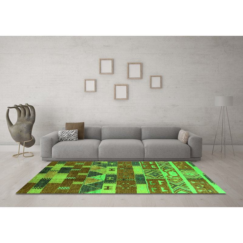 Ileene Washable Southwestern Indoor Rug, Square 6'
