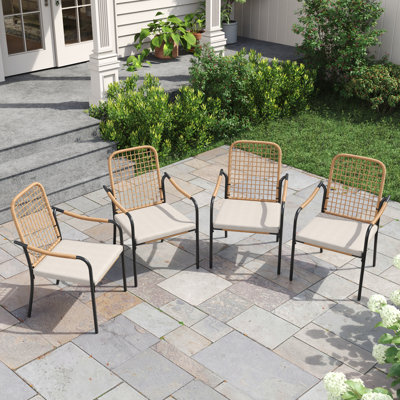 Chaise de patio avec coussin