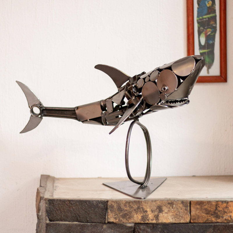 Sculpture Rosecliff Shark