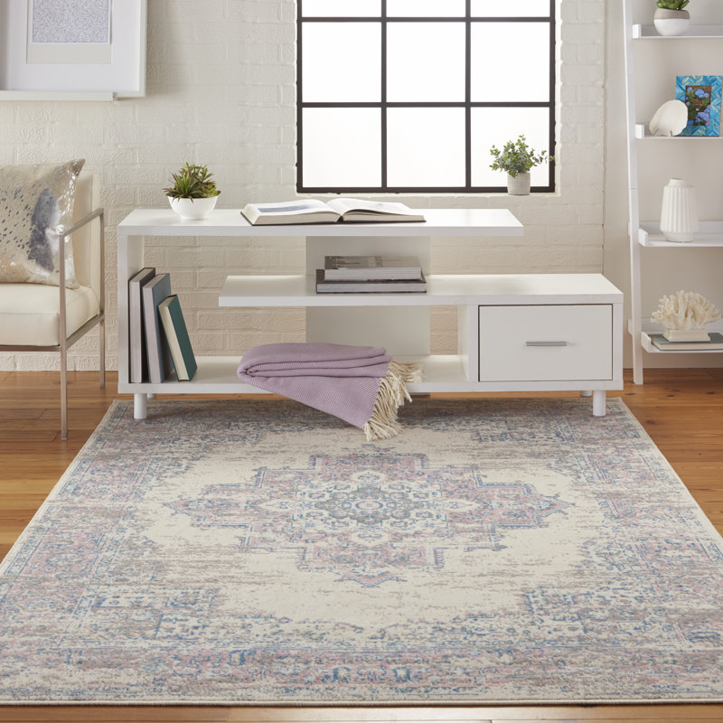 Skender Oriental Indoor Rug, Rectangle 6' x 9'