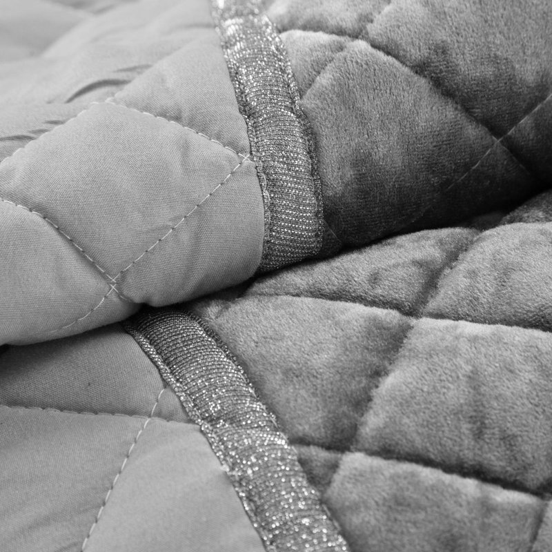 Primeaux Bedspread, Silver