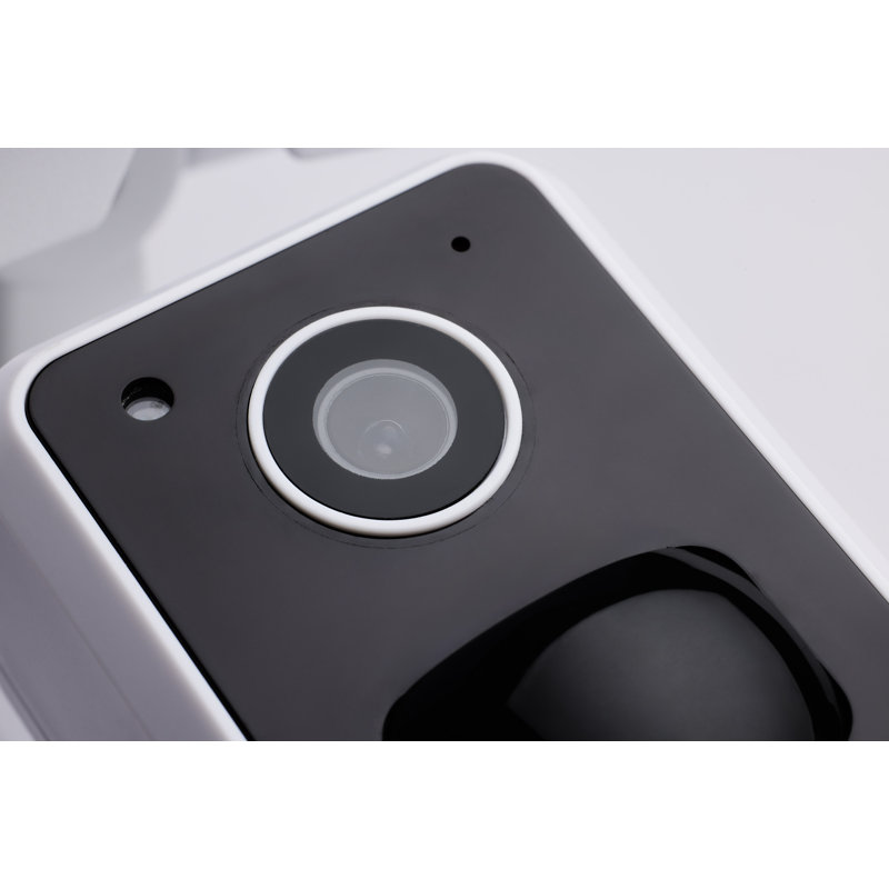 White Wireless Outdoor LED Security Light with Camera