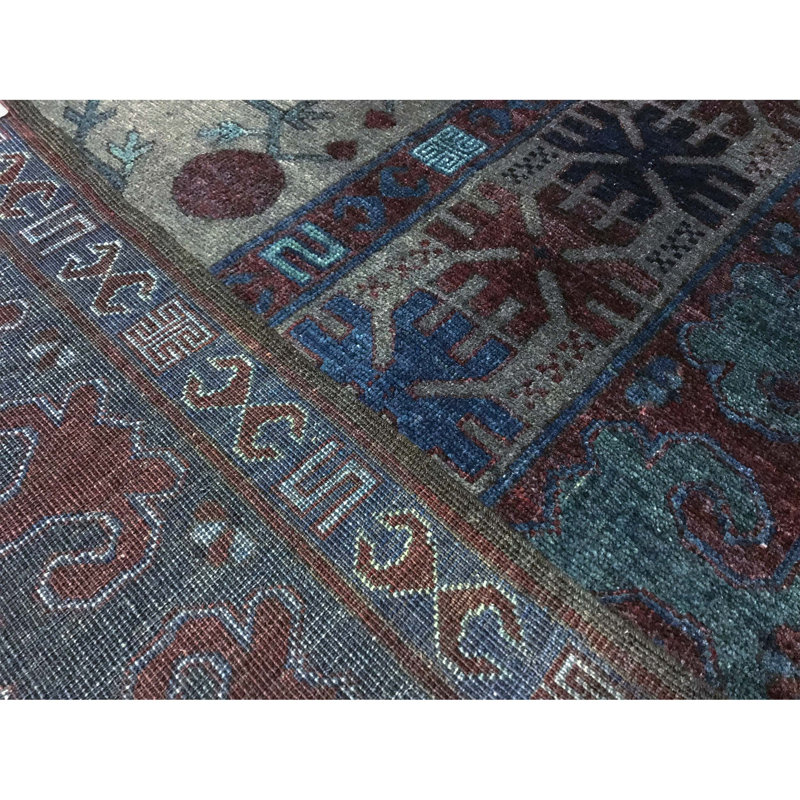 Wool Oriental Area Rug in Blue