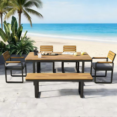 Ensemble de salle à manger en bois d'acacia de 6 pièces, 1 table + 4 chaises + 1 banc, pouvant accueillir 6 à 8 personnes en même temps, avec des sièges rembourrés et des pieds réglables, parfait pour les jardins de cour