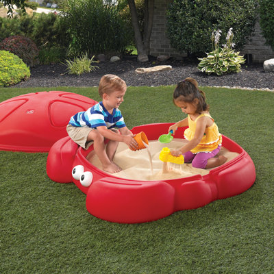 Step2 Crabbie Sandbox Plastic Toddler Outdoor Sand Box with Cover
