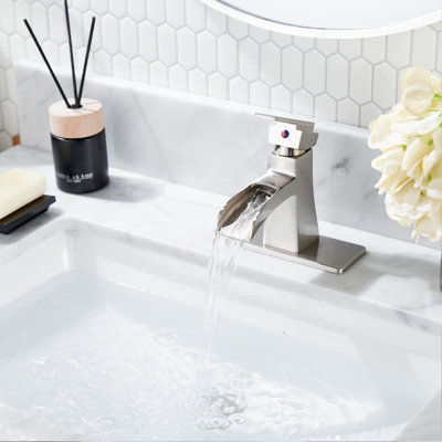 Single-hole Single-handle Bathroom Faucet With Drain Assembly