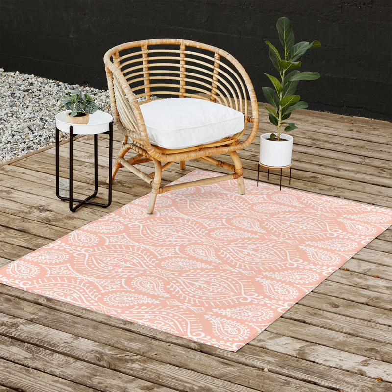 Damask Indoor / Outdoor Rug, Rectangle 4' x 6'