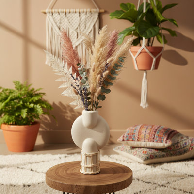Vase en rotin naturel