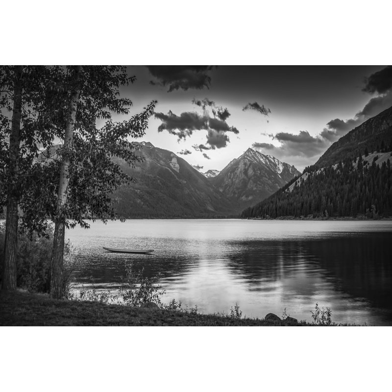 «Weisberg Sunset On The Lake» par - reproduction d'art sur toile tendue, H 24 po x l 36 po