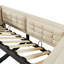 Lit de jour tapissier-702427934