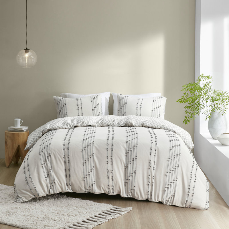 3 Piece Cotton Jacquard Bedding Set, Full/Queen Comforter + 2 Standard Shams, Ivory