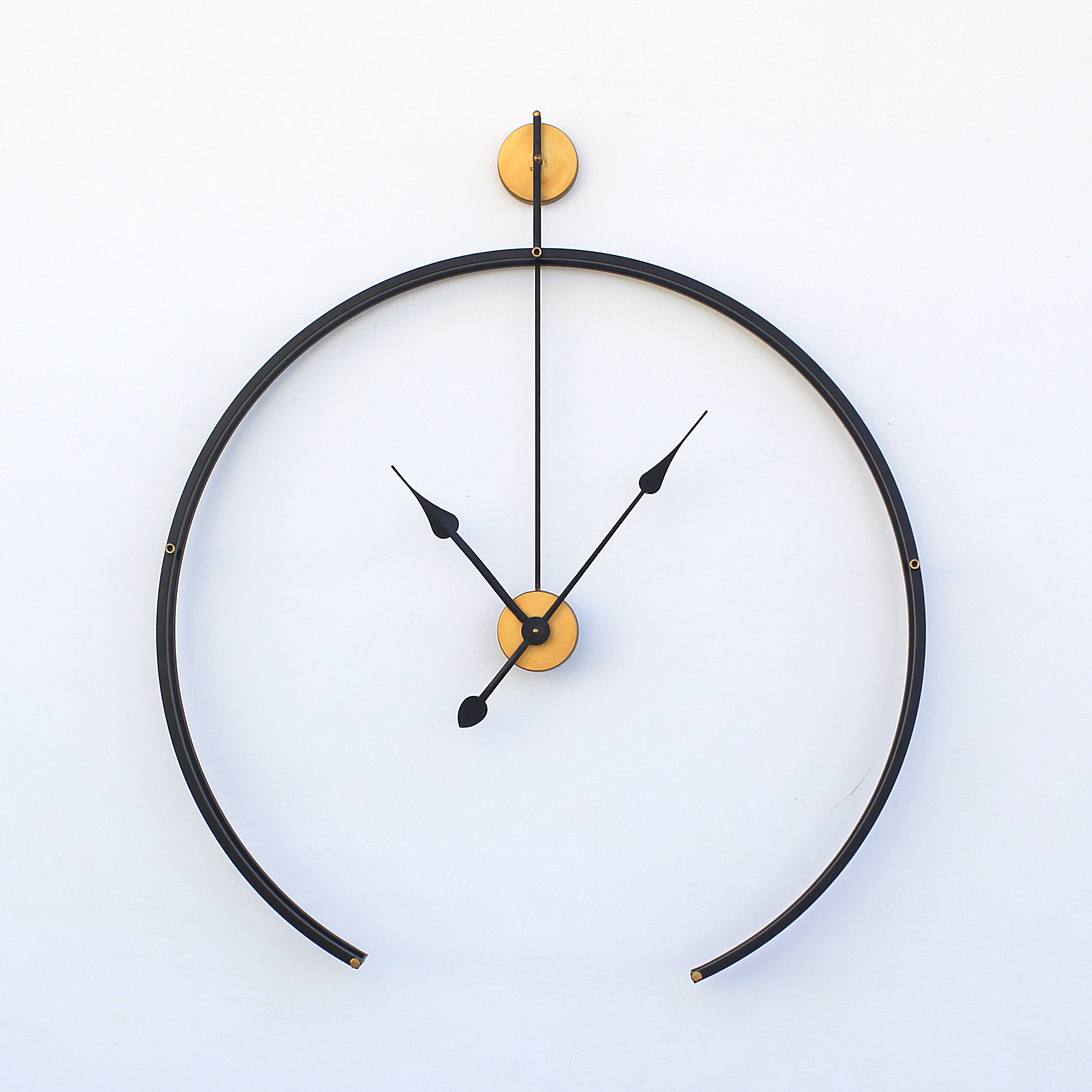 Mercer41 Dunbabin Metal Wall Clock | Wayfair