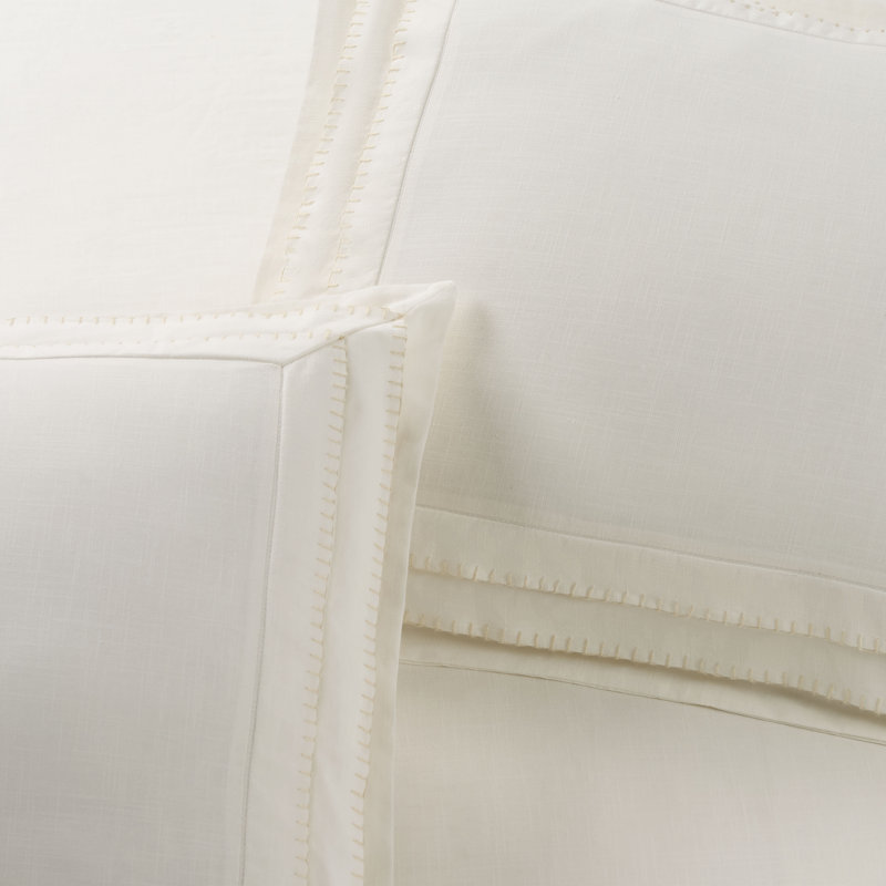 Southern Tide Bellweather White Comforter Set, Twin Comforter + 1 Standard Sham