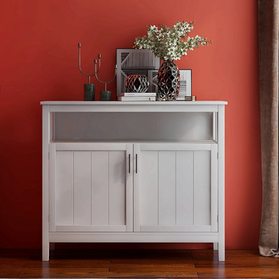 Buffet de cuisine avec buffet et armoire de service