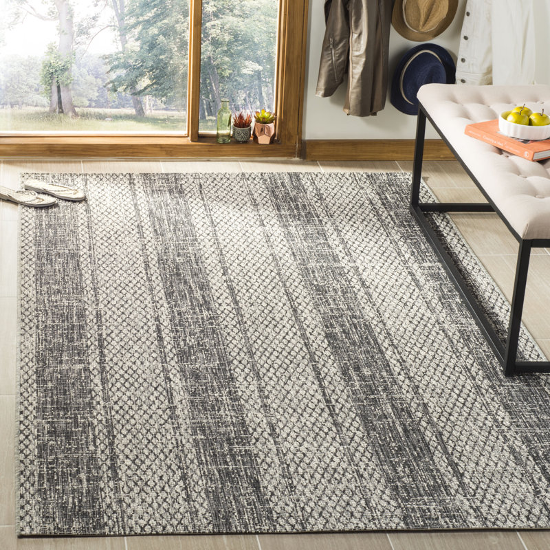 Atwells Looped Light Grey Indoor/Outdoor Rug, Rectangle 61 x 109 cm