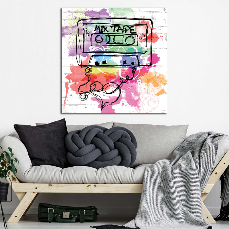« Mix Tape » de Daniela Santiago – Impression sur toile, H 36 po x l 36 po x P 1,5 po