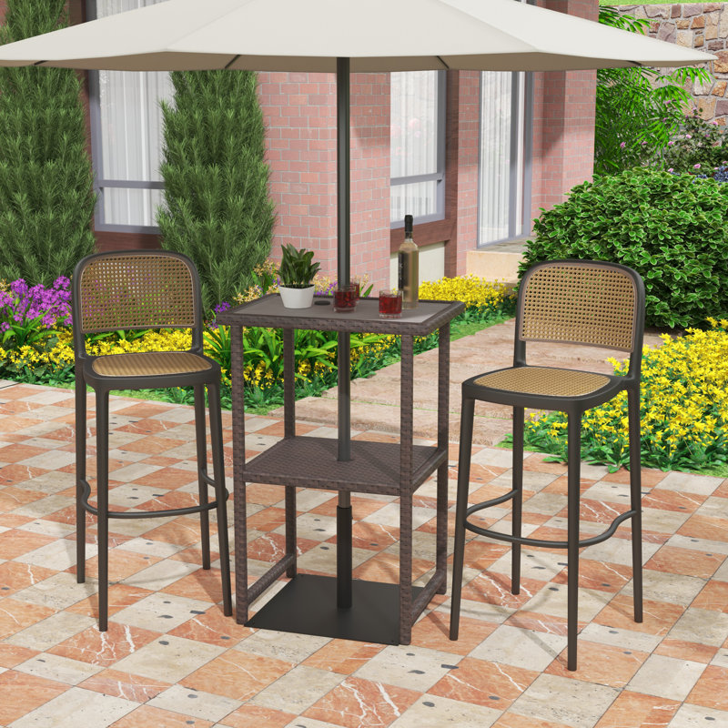 Table de bar Hicran, Brun