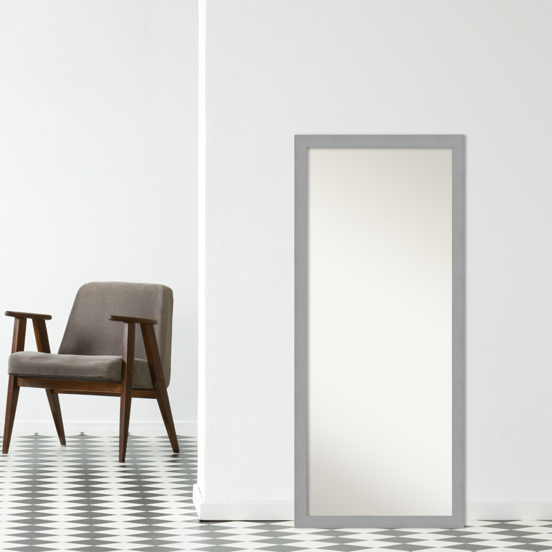 Miroir pleine grandeur sol Sneaton