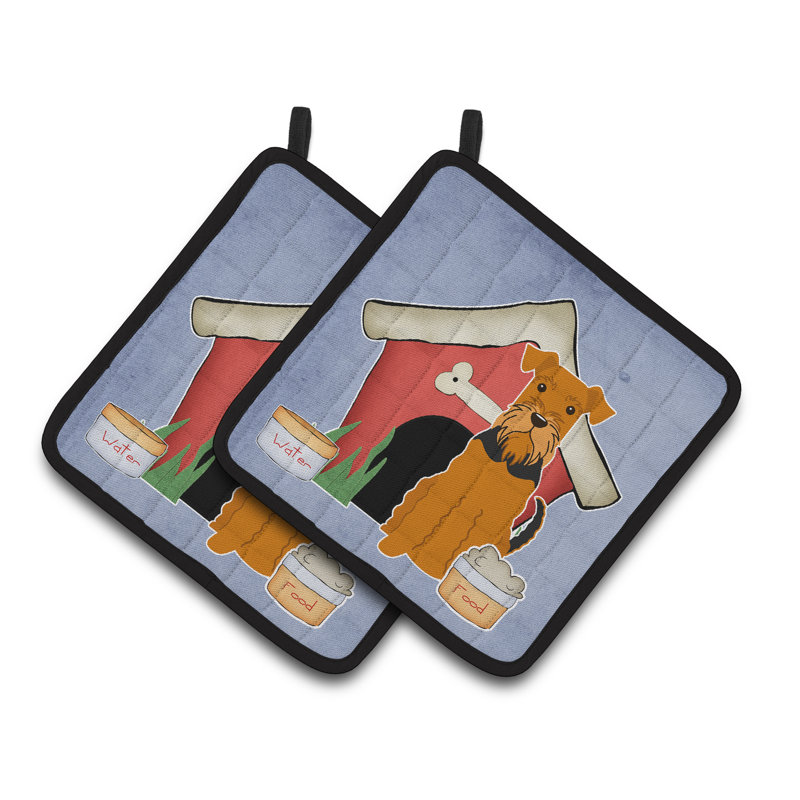 Caroline's Treasures Dog House Polyester Potholder Set
