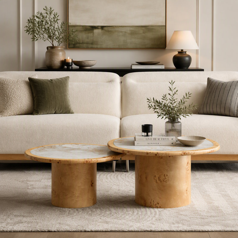 Ensemble de deux tables basses irrégulières avec placage de loupe de bois et plateau en pierre frittée foncée