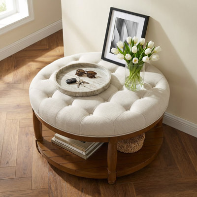 Grande table basse capitonnée ronde avec repose-pieds et tablette de rangement