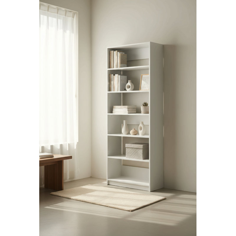 Penderie 32 "en bois blanc avec cinq tablettes