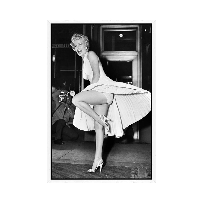 Marilyn Monroe (1926-1962) - Print on Canvas, 66.04 cm H x 45.72 cm W, White Framed Canvas
