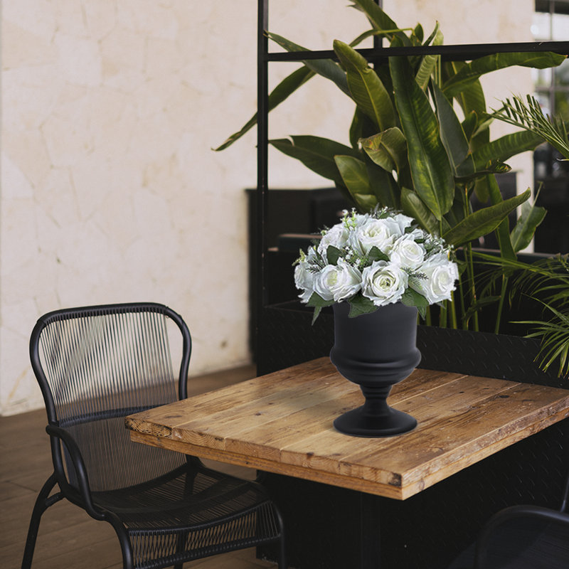 Hayott Metal Table Vase, Black