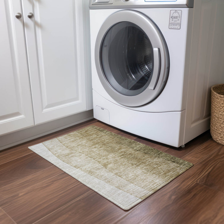 Kaylani Washable Ombre Indoor / Outdoor Rug
