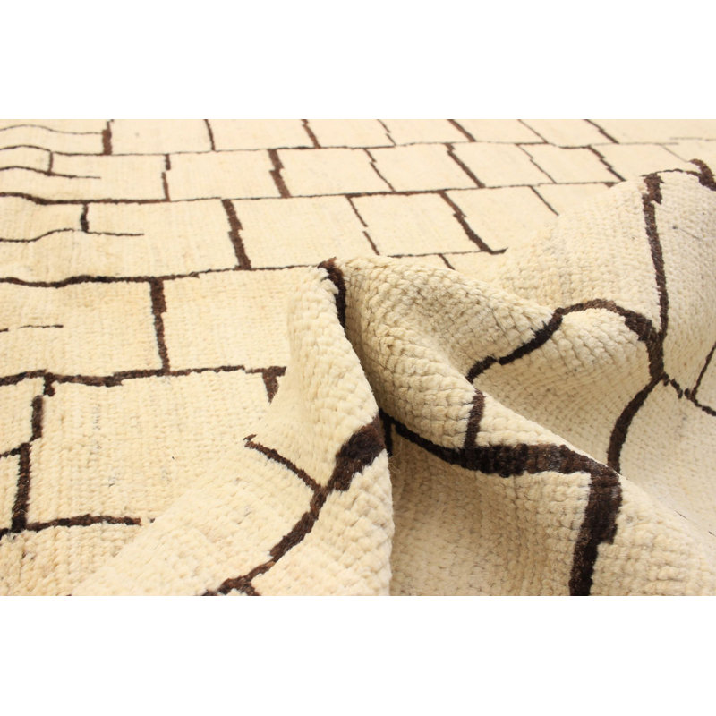 One-of-a-Kind 5'9" X 9' 2010s Wool Area Rug in