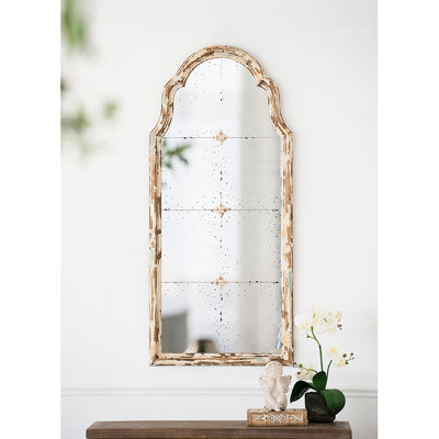 Miroir 22 po x 48 po encadré en bois crème et doré pour le salon et le mur