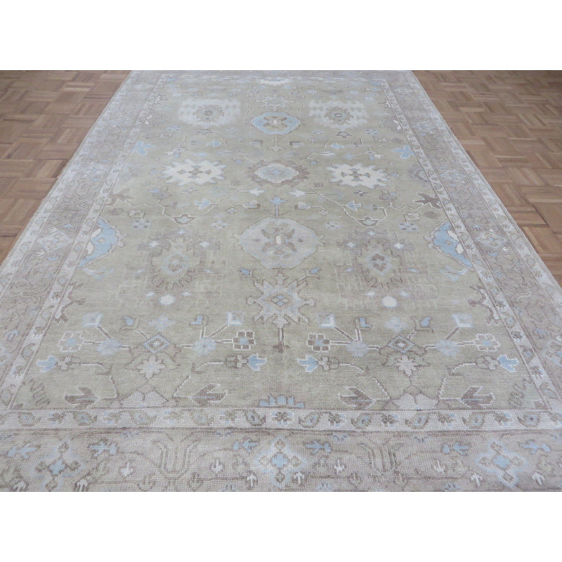 Tapis de zone en laine 6 pi x 9 pi noué la à la main one-of-kind Bludovice