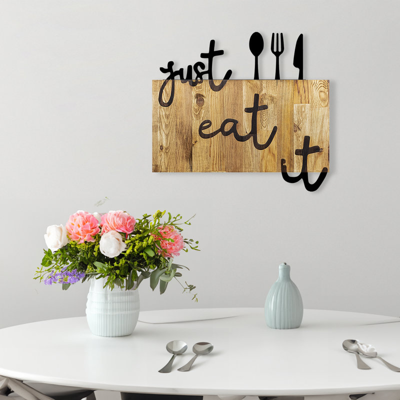 Décoration murale en bois