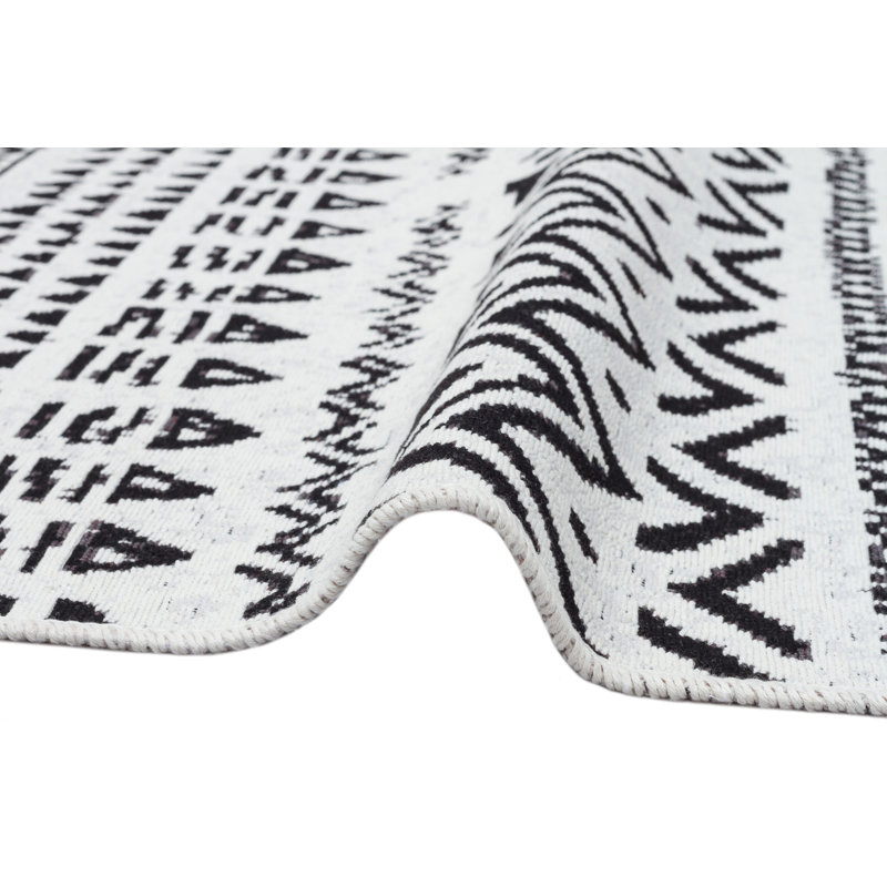 Arya Southwestern Area Rug, Rectangle 120 x 180cm