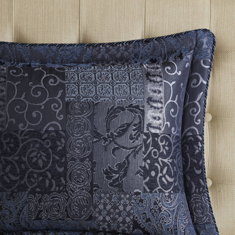 4 PCS Queen Comforter Set, Queen Comforter + 3 Additional Pieces