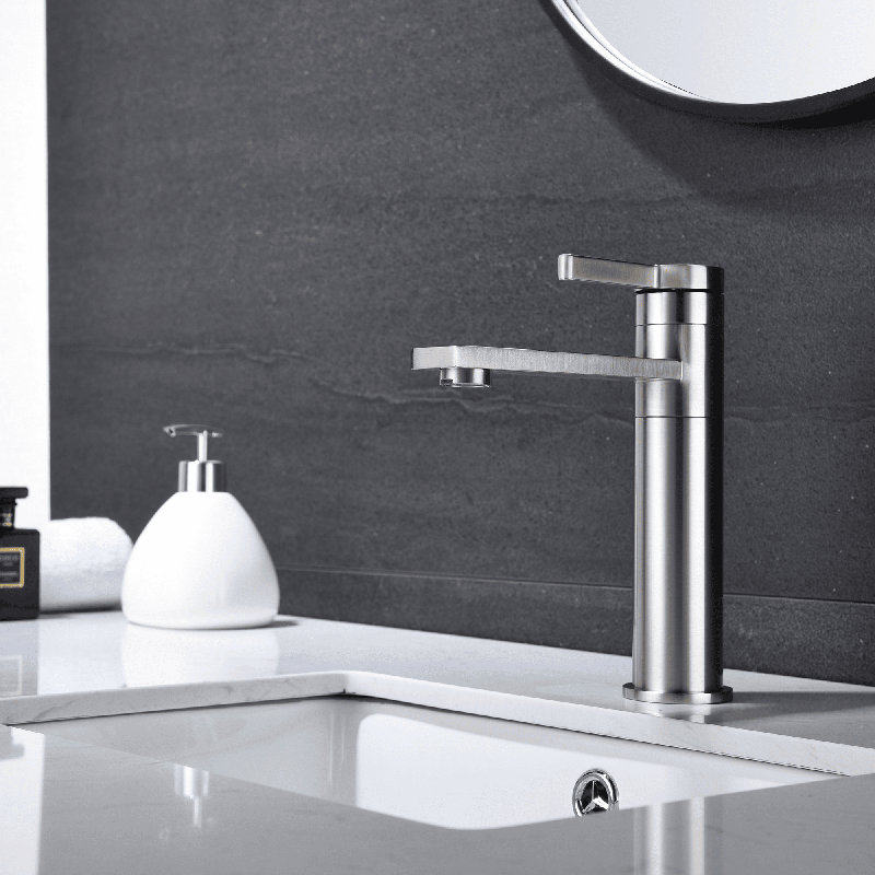 Robinet de salle de bain à un trou