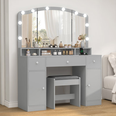 Taneya Vanity