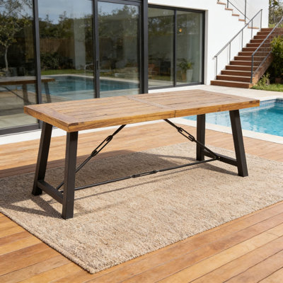 Table de salle à manger d'extérieur