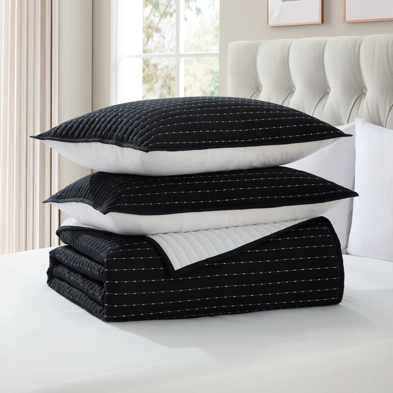 VCNY Home Embroidered 3-Piece Pick Stitch Microfiber Quilt Set, Black, King Quilt + 2 Shams