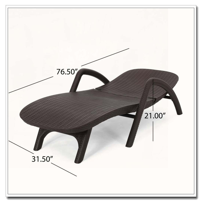 CHAISE LOUNGE
