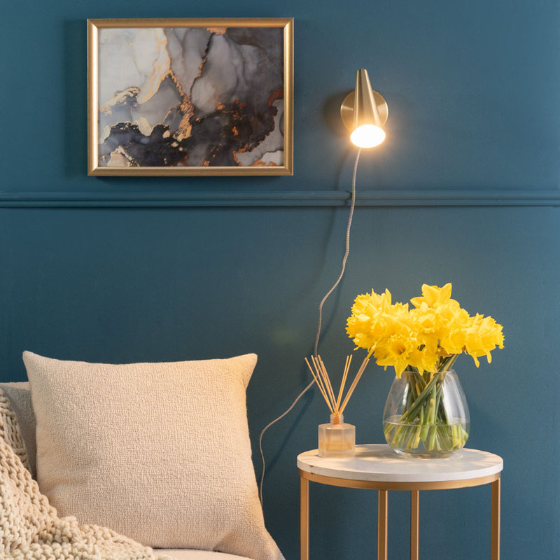 Pasho Plug-in Armed Sconce, Yes
