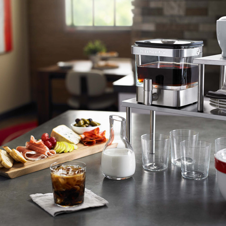 https://assets.wfcdn.com/im/20021673/resize-h755-w755%5Ecompr-r85/2406/240626291/28-Ounce+Stainless+Steel+Cold+Brew+Coffee+Maker.jpg