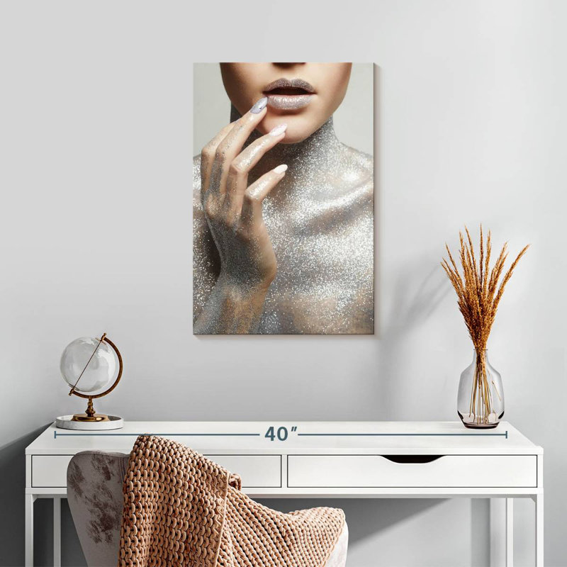 Shuttleworth Silver Glitter Chic, 24" H x 16" W