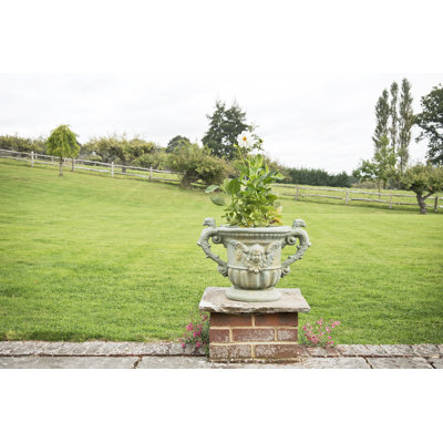 Herren Fiberglass Urn Pot Planter