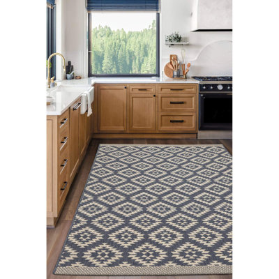 Brookmont Geometric Indoor / Outdoor Area Rug