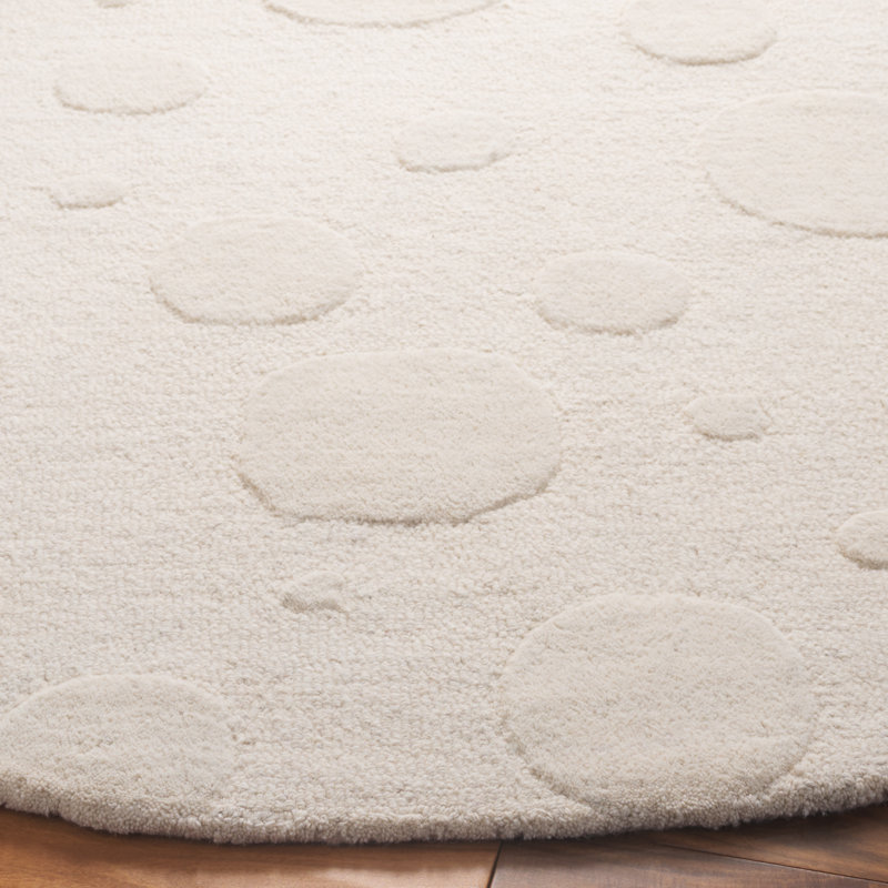 Jennaka Hand Tufted Wool/Cotton Polka Dots Rug in Ivory, Round 6'
