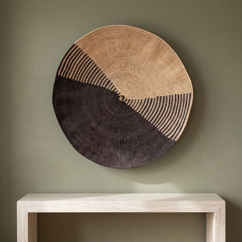 Two-Tone Palm Leaf Handwoven Round Wall Basket, 11.8'' H x 11.8'' W x 1.5'' D