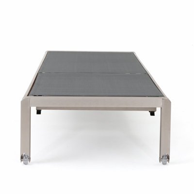 Chaise Lounge With Natural Nylon Mesh And Aluminum Frame