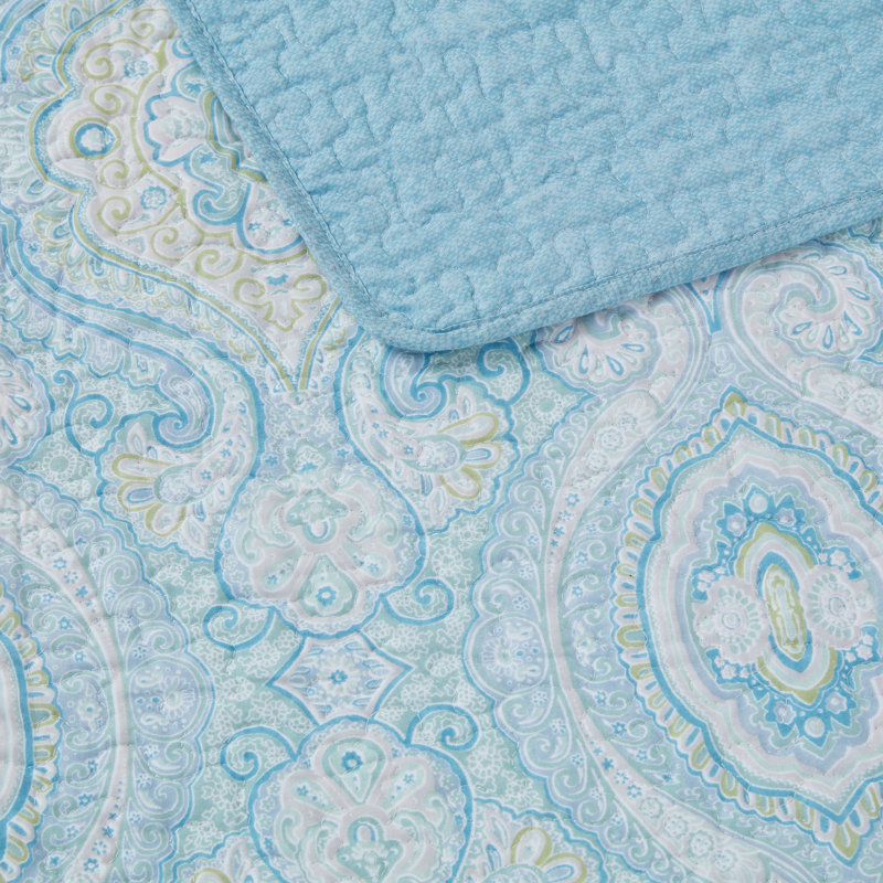 Tommy Bahama Turtle Cove Cotton Reversible Quilt Set, Twin Quilt + 1 Standard Sham, Light Blue